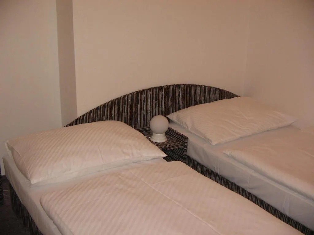 *** Guest house Pension Vila Lucie Prague Czech Republic
